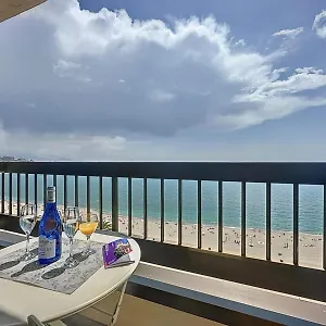 Espectaculares Vistas Al Mar Playa Malagueta Apartment Malaga